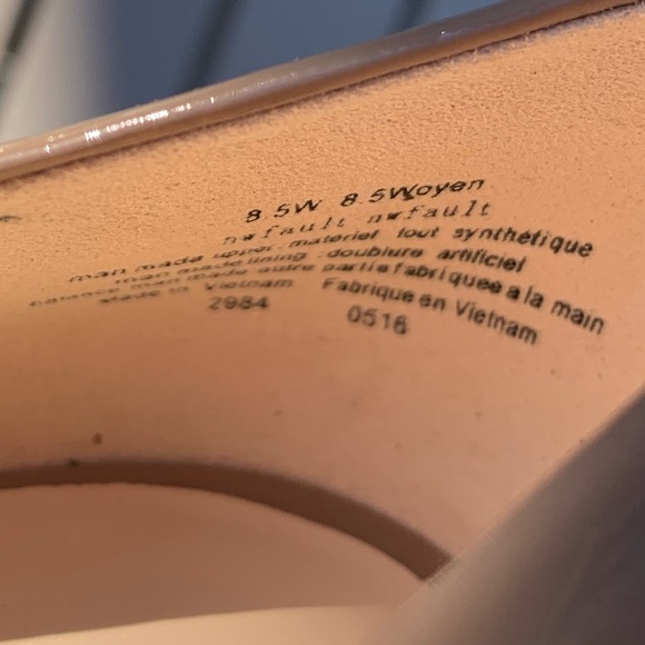 Shoes - Picture 7 of 8